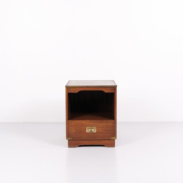Bedside Tables in Mahogany with Leather Top by Bevan Funnell, 1960s, Set of 2 For Sale - Image 4 of 15