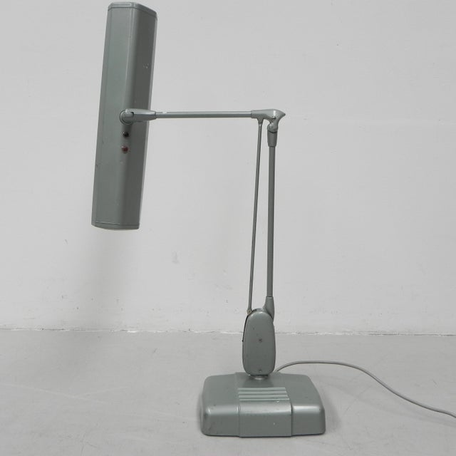 Industrial Model 2324 Floating Fixture Desk Lamp from Dazor, 1950s For Sale - Image 3 of 18