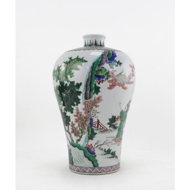 Chinese Antique Chinese Kangxi Period Plum Vase With Five-Colored Figures and Stories, Marked With the Kangxi Reign For Sale - Image 3 of 11