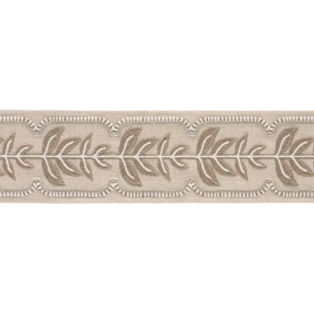 Schumacher Sample - Schumacher High Line Tape Trim In Stone For Sale - Image 4 of 4