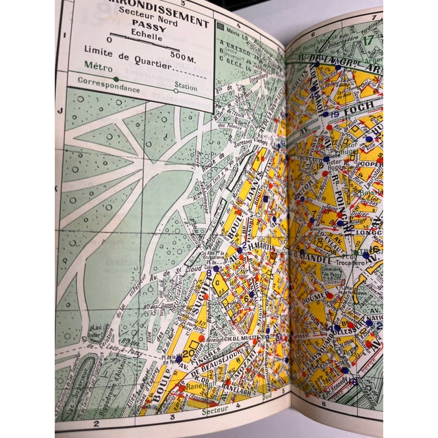 1962 Paris Street Maps Guide Book For Sale - Image 13 of 14