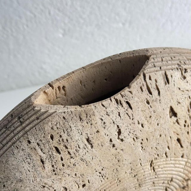 Italian Travertine Vase attributed to P. A. Giusti and Egidio Di Rosa for Up&Up, 1970s For Sale - Image 10 of 16