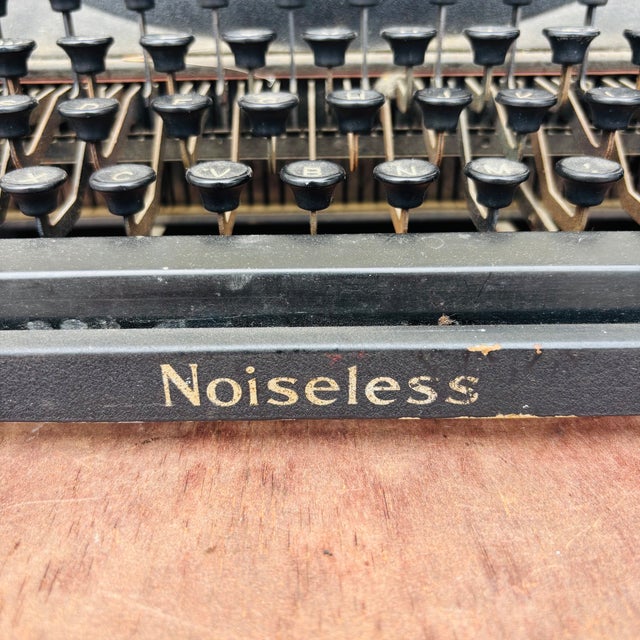 1930s Underwood Noiseless 77 Portable Typewriter For Sale - Image 14 of 17