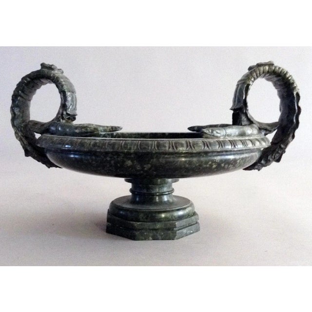 Italian Grand Tour Neoclassical serpentine green marble tazza adorned with large acanthus leaf scroll handles emanating...