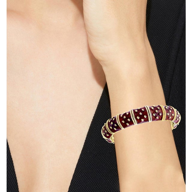 Modern Three-Piece Bangel / Cuff Set Red Green & Blue Enamel 18 Kt Gold 286 Gm, Hidalgo For Sale - Image 3 of 8