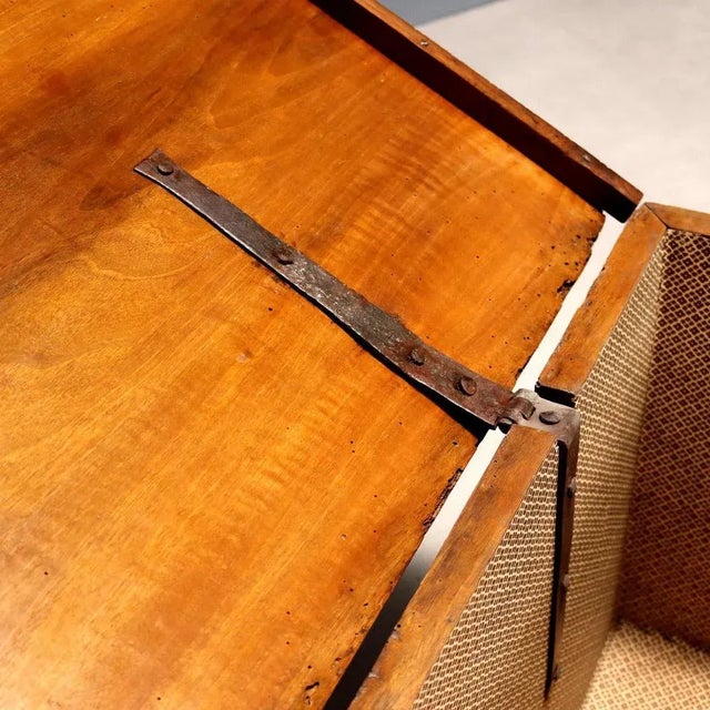 Walnut Chest, Italy, 18th Century For Sale - Image 9 of 11