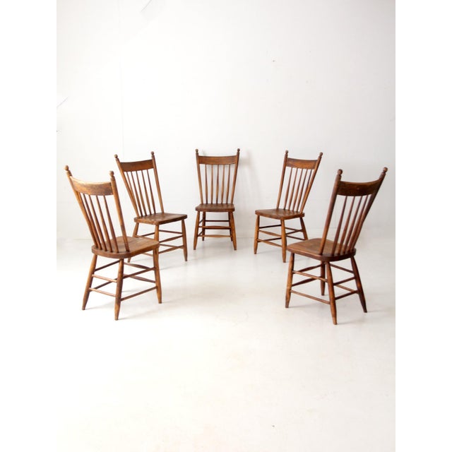 Wood Antique Farmhouse Windsor Dining Chairs Set of 5 For Sale - Image 7 of 15