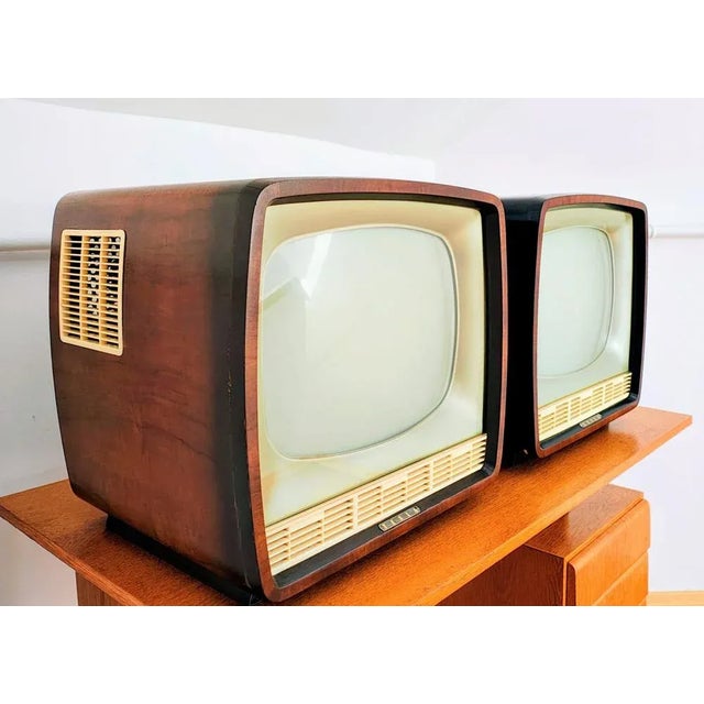 TESLA Tube Television, 1960s, Czechoslovakia Original TESLA tube television from the 1960s, Czechoslovakian production....