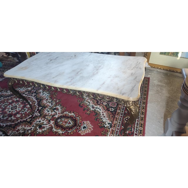 Vintage French Hollywood Regency / Louis XV Style Marble Coffee Table with Brass Legs, 1960s For Sale - Image 3 of 7