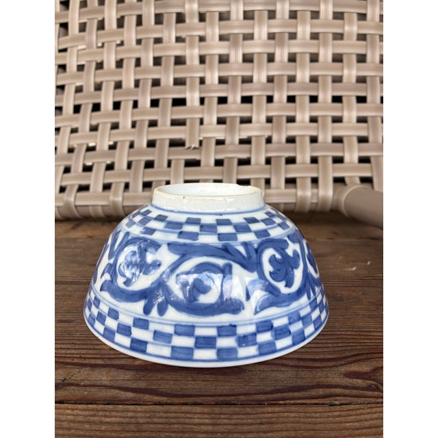 Chinese Blue and White Chinese Pottery Rice Bowls - Set of 4 For Sale - Image 3 of 4
