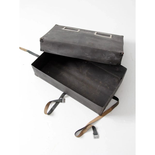 Vintage Laundry Mailing Box For Sale - Image 6 of 8