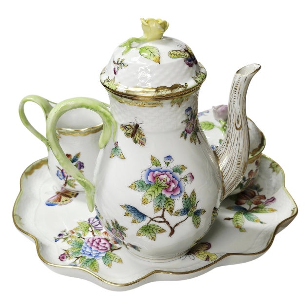 1980s Vintage Herend Queen Victoria Vbo Hand-Painted Porcelain Tea & Coffee Service - Set of 4 For Sale - Image 5 of 18