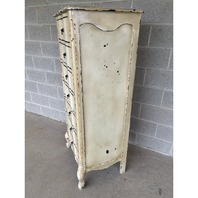 Country French Style 7 Drawer Lingere Chest For Sale In Philadelphia - Image 6 of 9