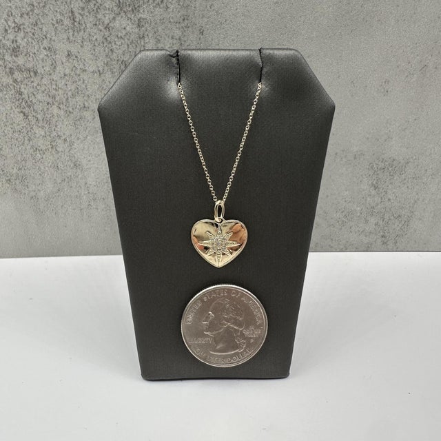 Diamond Heart Necklace in 10kt Yellow Gold – 0.07ctw Adjustable 15–17 Inches For Sale - Image 4 of 5