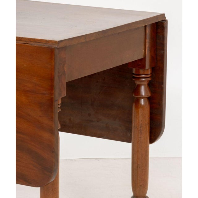 American Federal Mahogany Drop Leaf Table For Sale - Image 4 of 10