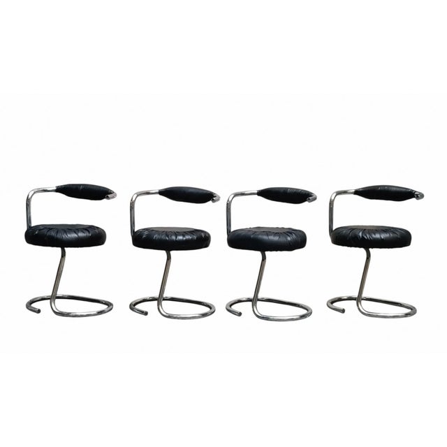 Giotto Stoppino Cobra Black Leather Chairs from Giotto Stoppino, Italy, 1970s, Set of 4 For Sale - Image 4 of 7