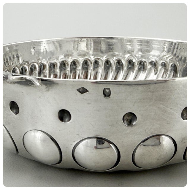 French Second Standard (800/1000) Wine Taster or Tastevin, Marked for Export, 1921-1973 For Sale - Image 9 of 9