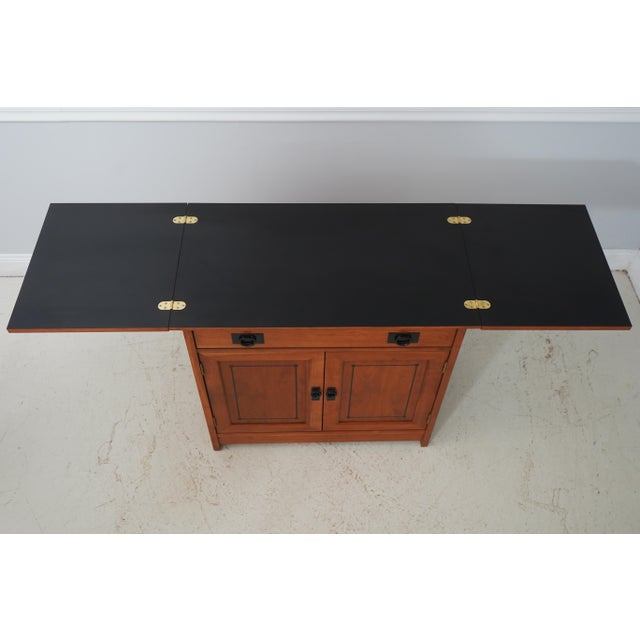 Stickley Cherry Mission Inlaid Fold Top Bar Cabinet For Sale In Philadelphia - Image 6 of 18