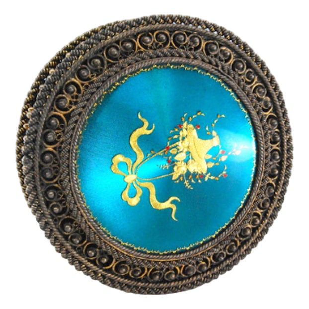 Rose-Plated Silver Box with Filigree and Lid Decorated with Floral Motifs For Sale