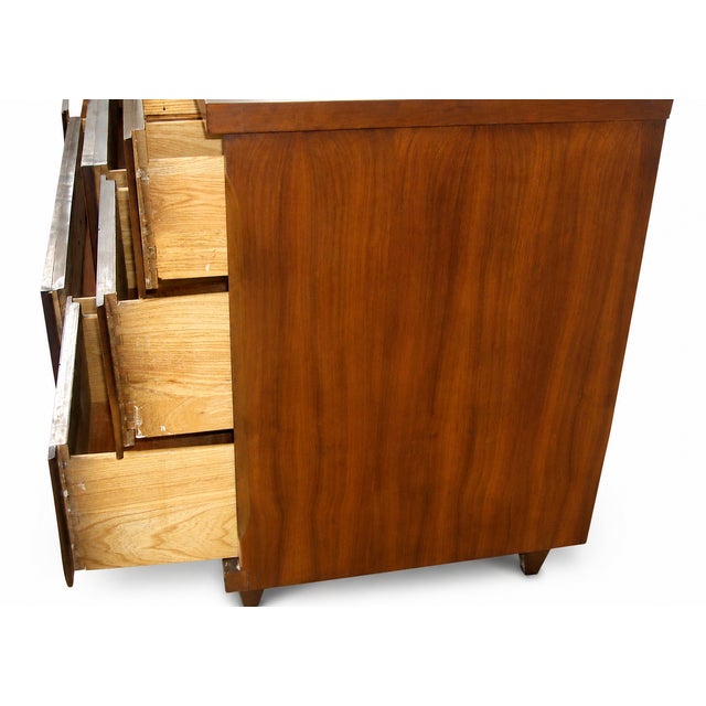 American Mid Century 1960s Kent-Coffey “The Grandeur” Nine-Drawer Dresser For Sale - Image 4 of 9
