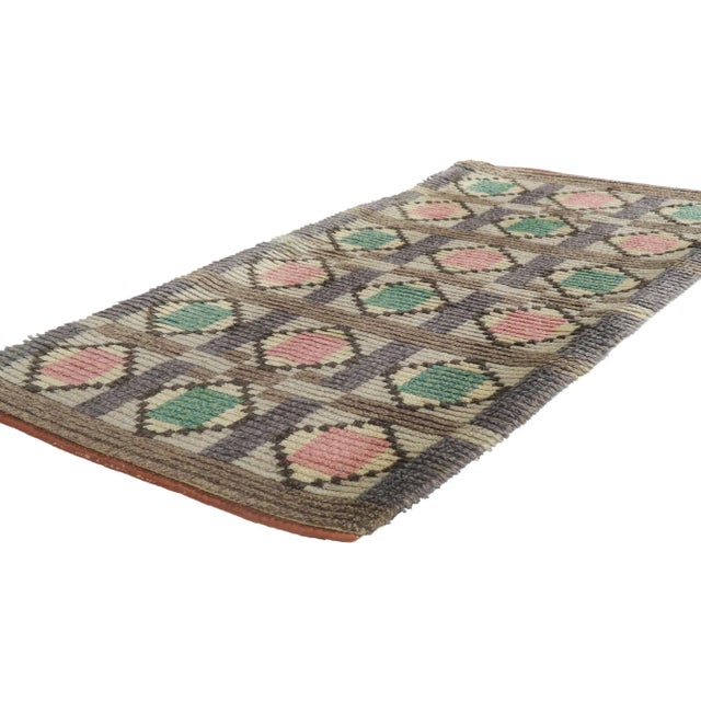 Vintage Finnish Ryijy Rya Rug with Scandinavian Modern Style 02'05 x 04'10. Full of tiny details and a bold expressive...