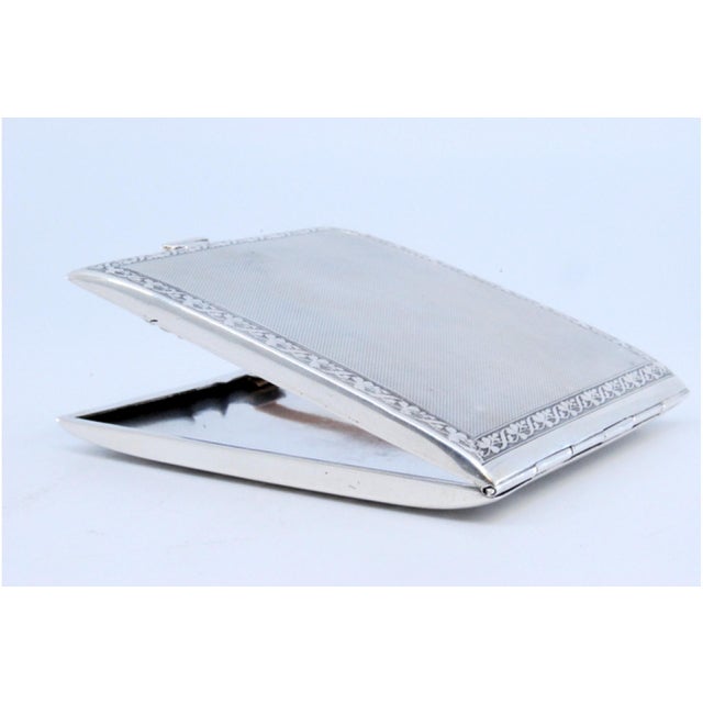 Silver Cigarette Case with Surrounding Trim, in Good conditions. Designed 1920 to 1949