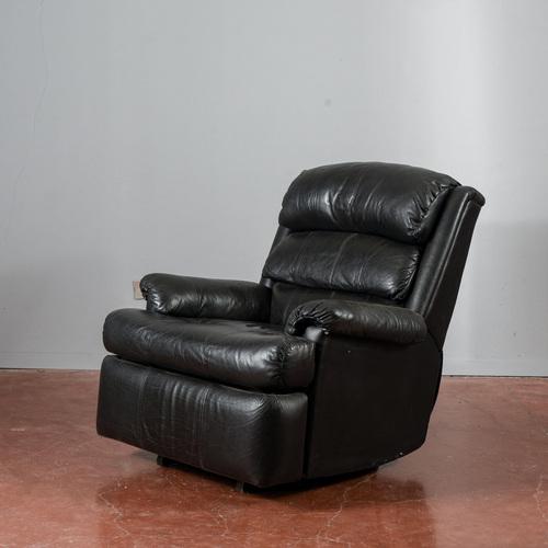 Reclining Black Leather Armchair For Sale - Image 4 of 18
