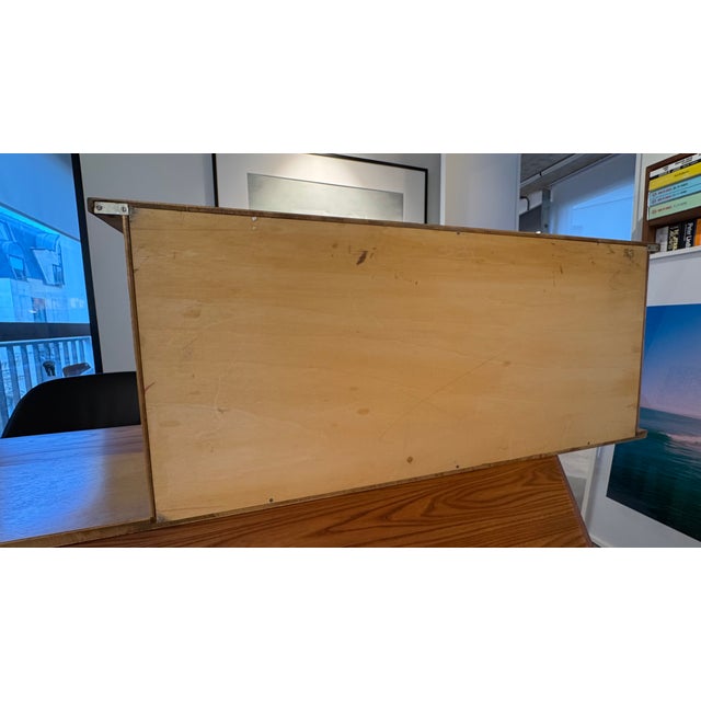 Antony Suspended Bookcase by Charlotte Perriand & Jean Prouvé, 1953 For Sale - Image 9 of 17