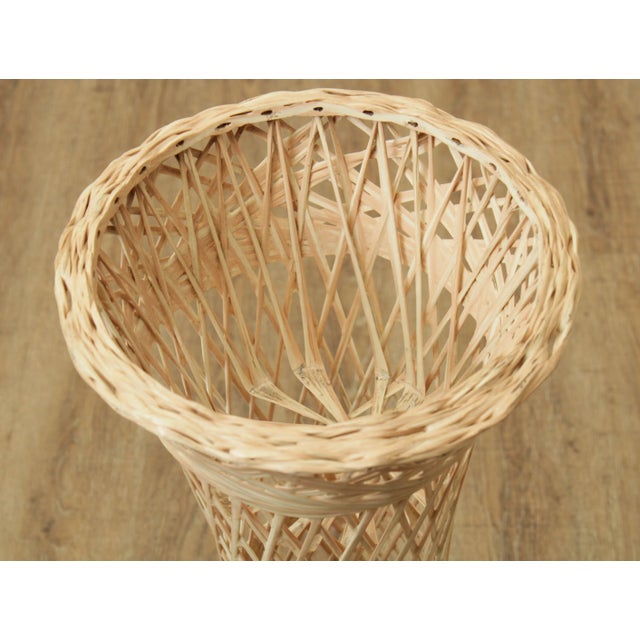 Russell Woodard Vintage Spun Fiberglass Planter For Sale In Philadelphia - Image 6 of 12