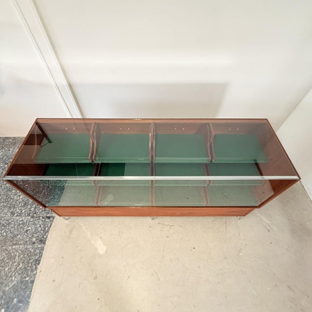 Mid-Century German Display Counter and Showcase in Mahogany and Chrome, 1960s For Sale - Image 4 of 16