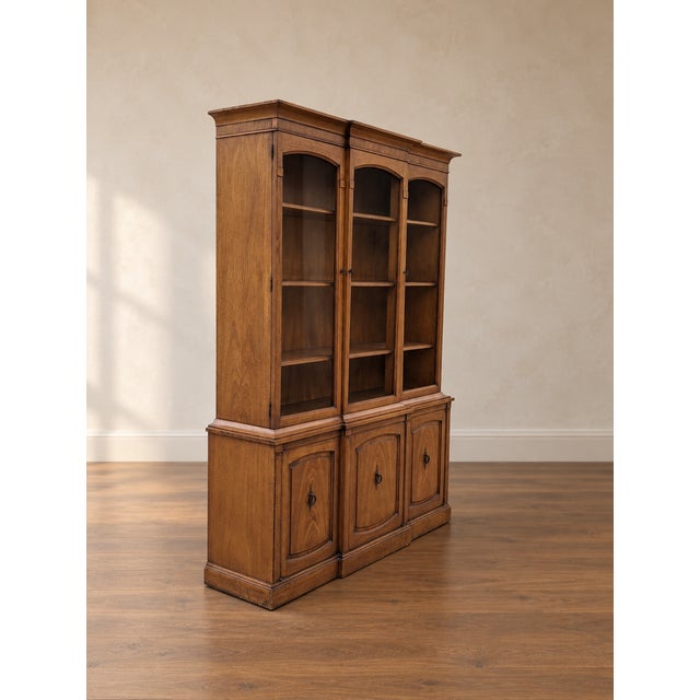 1960s Drexel Triune Mahogany Hutch Cabinet With Arched Display Doors For Sale - Image 15 of 18
