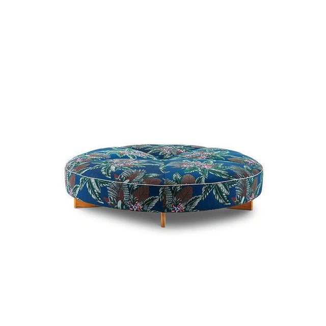 Ottoman designed by rodolfo dordoni in 2020. Manufactured by cassina in italy. round pouf from sail out outdoor...