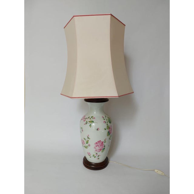 Epoque Table Lamp with Flowers, 1960s For Sale - Image 9 of 18