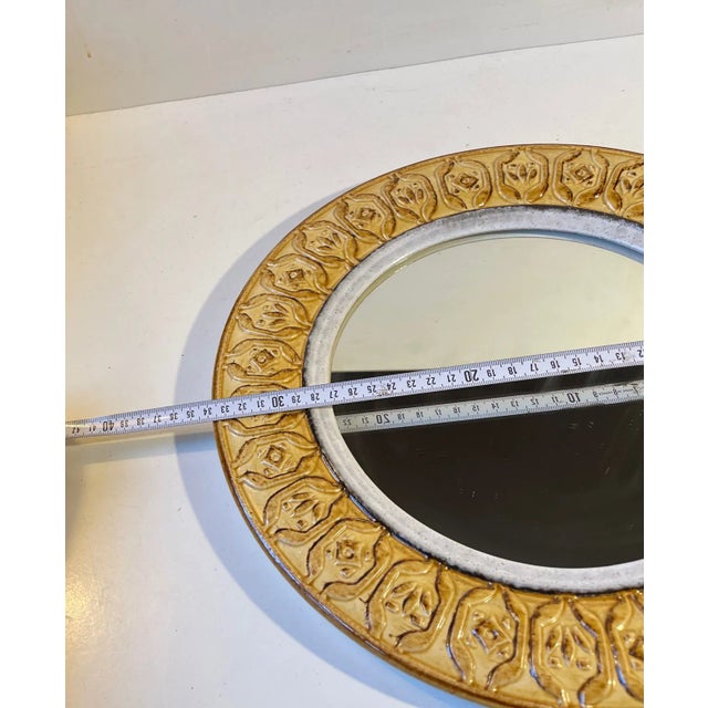 Mid-Century Italian Ceramic Round Wall Mirror, 1970s For Sale - Image 6 of 7