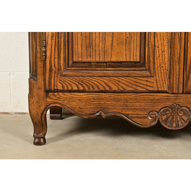 Baker Furniture French Provincial Louis XV Carved Oak Armoire Dresser or Linen Press, Circa 1960s For Sale - Image 12 of 16