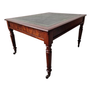 Antique Table in Mahogany For Sale