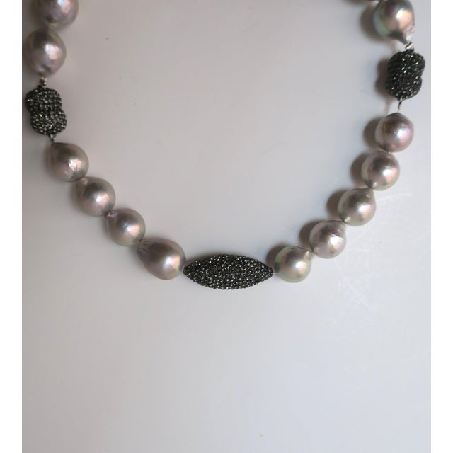 Baroque Pearl Necklace & Bracelets, Convertible, Circa 2000s For Sale - Image 9 of 10