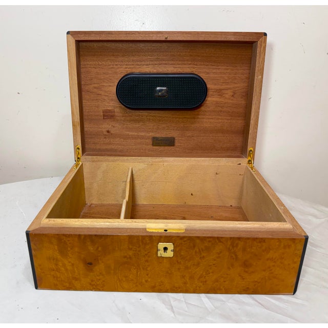 High Quality Handmade Italian Caminetto Burl Wood Veneer Brass Cigar Humidor Box For Sale - Image 12 of 17