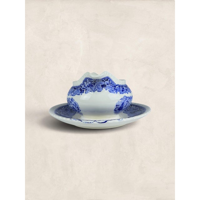 English Antique English Mason Blue-and-White Transferware Gravy Boat and Stand For Sale - Image 3 of 7