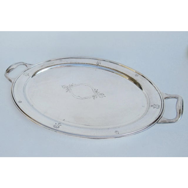 1930s C.1930's Reed & Barton Silver Plate Moroccan-Style Hammered Oval-Shaped Grand Serving Tray For Sale - Image 5 of 13