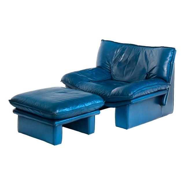 Set of Vintage Blue Leather Armchair and Ottoman by Nicoletti Salotti for Avanti, Italy, 1980s For Sale