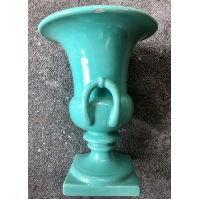 Mid 20th Century Italian Ceramic Pedestal Urn With Handles in Green For Sale - Image 5 of 10