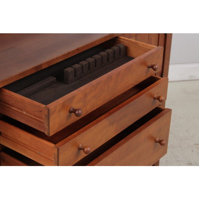 1990s Stickley Cherry Arts & Crafts Mission Sideboard For Sale - Image 5 of 18