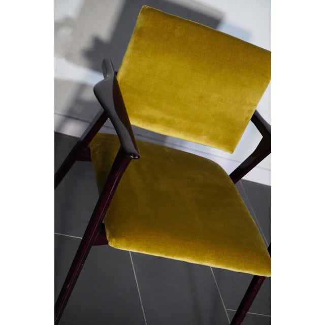 Luisa-Style Armchairs in Oil-Coloured Velvet by Franco Albini, 1950s, Set of 2 For Sale - Image 6 of 17