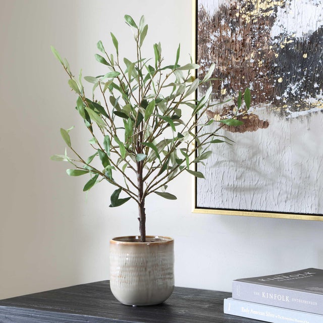 Traditional Solea Olive Accent & Textured Vase For Sale - Image 3 of 5