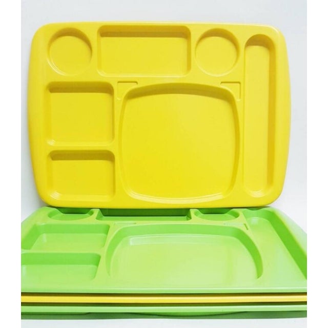 Rare set of 4 Bismuth, Paris 1970's spaceage tv dinner trays - 2 in buttercup yellow, 2 in apple green. Made from a...