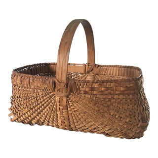 Early 20th Century American Splint Oak Gathering Basket For Sale