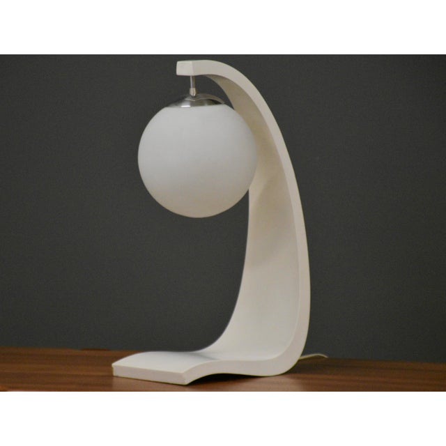 Mid-Century Modern 1970s White Mid Century Table Lamp by Jack Haywood for Modeline For Sale - Image 3 of 9