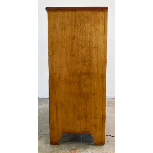 Early 20th Century Early American Country Pine Dresser W/ Original Porcelain Knobs For Sale - Image 5 of 12
