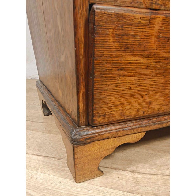 George III Desk in Oak, 1780 For Sale - Image 13 of 18
